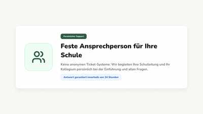 Kontaktkarte „Ansprechperson“ mit Headset-Symbol: Antwort innerhalb von zwei Werktagen, schriftlich